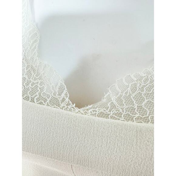 Rebecca Vallance Mermaid Lace Wedding Gown - Picture 10 of 11